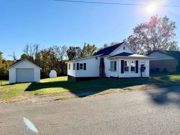 371 Triumph Street , Jackson, OH 45640