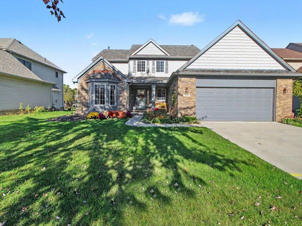 7731 Greene Farm Drive, Ypsilanti, MI 48197