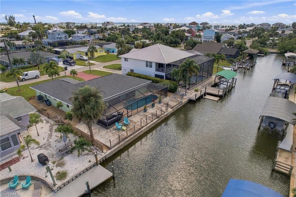 371 Washington Ct, Fort Myers Beach, FL 33931 Photo