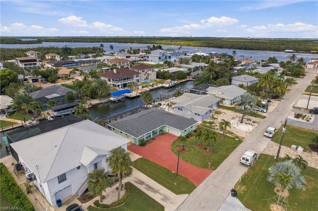 371 Washington Ct, Fort Myers Beach, FL 33931 Photo