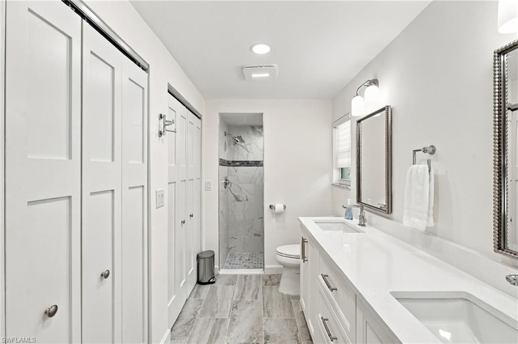 371 Washington Ct, Fort Myers Beach, FL 33931 Photo