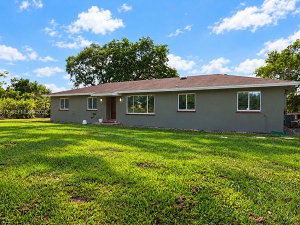 29850 SW 209th Ave, Homestead, FL 33030