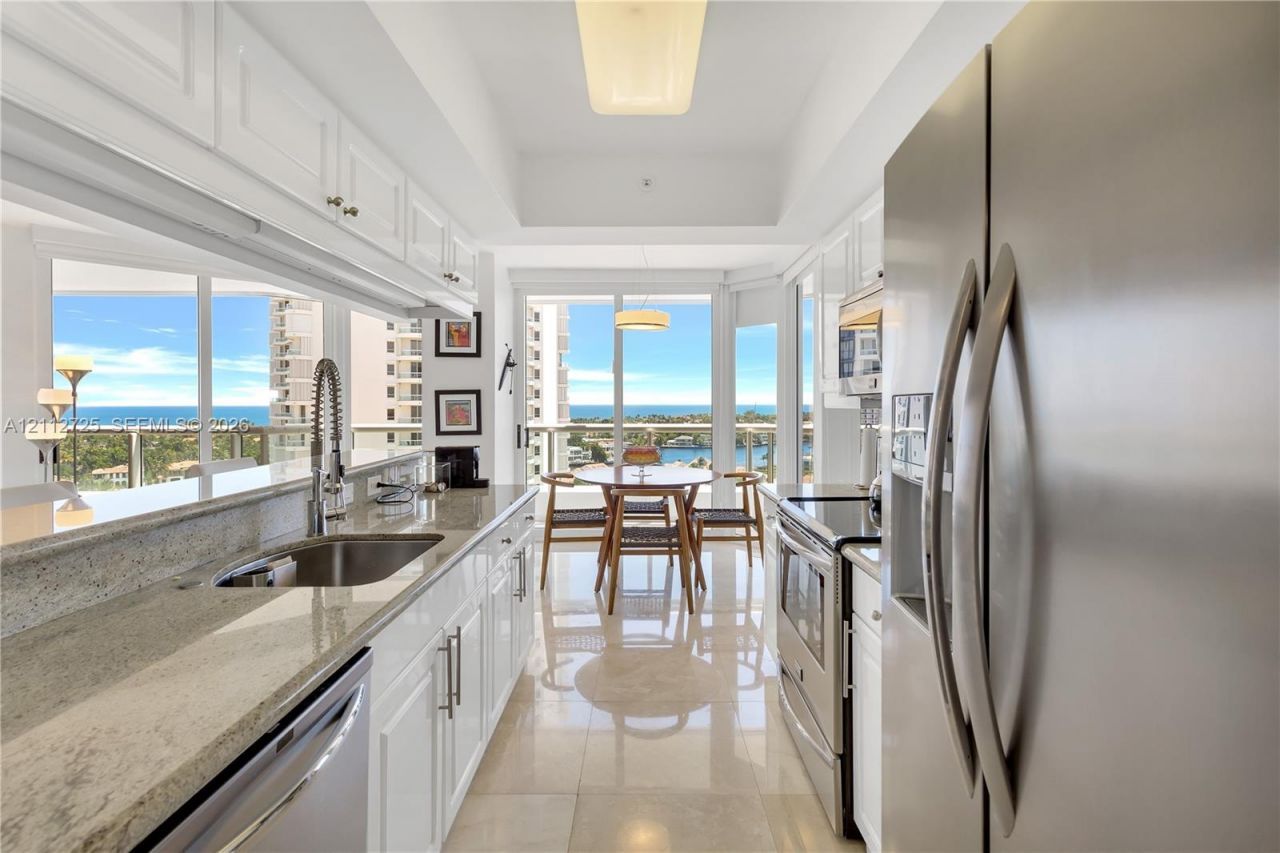 21055 Yacht Club Dr , Unit 1501, Aventura, FL 33180 Photo