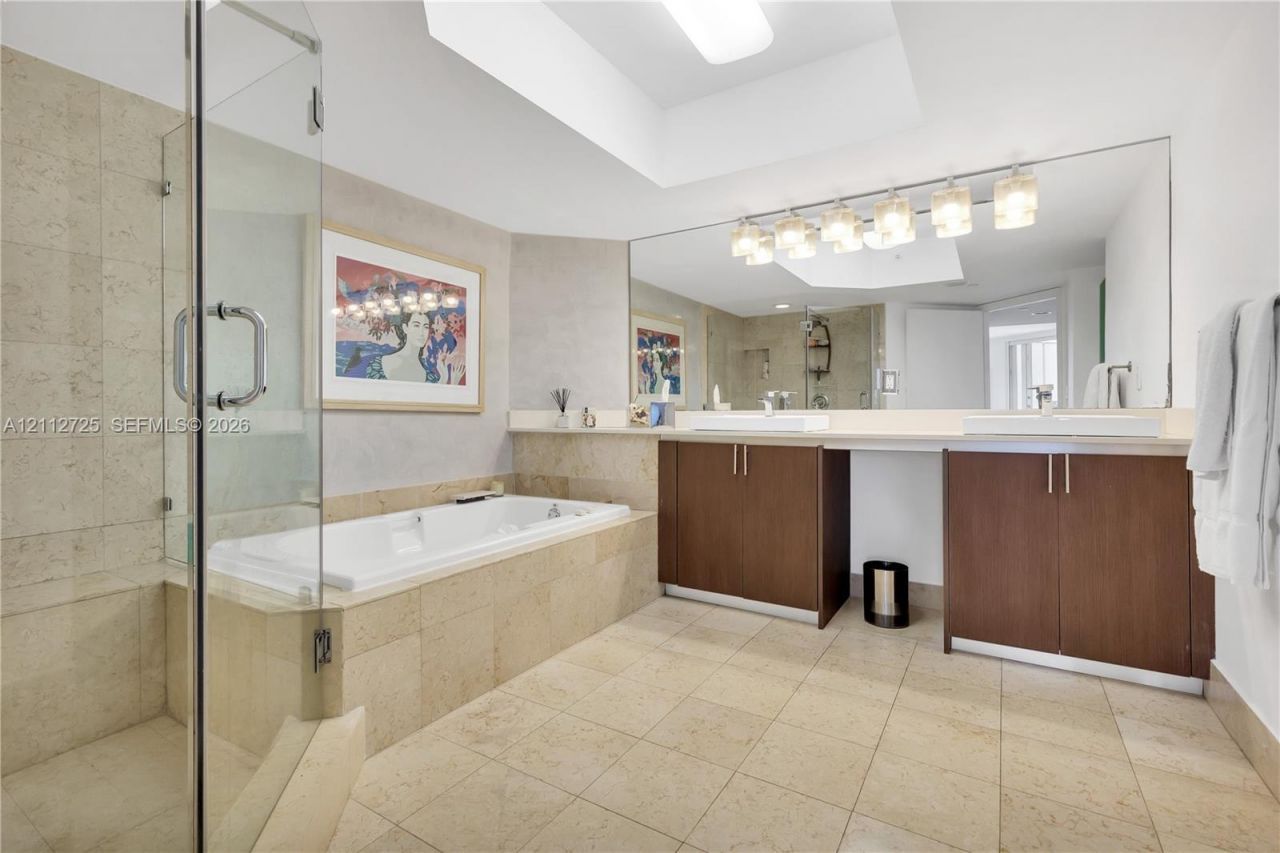 21055 Yacht Club Dr , Unit 1501, Aventura, FL 33180 Photo