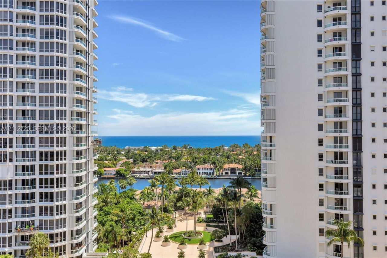 21055 Yacht Club Dr , Unit 1501, Aventura, FL 33180 Photo