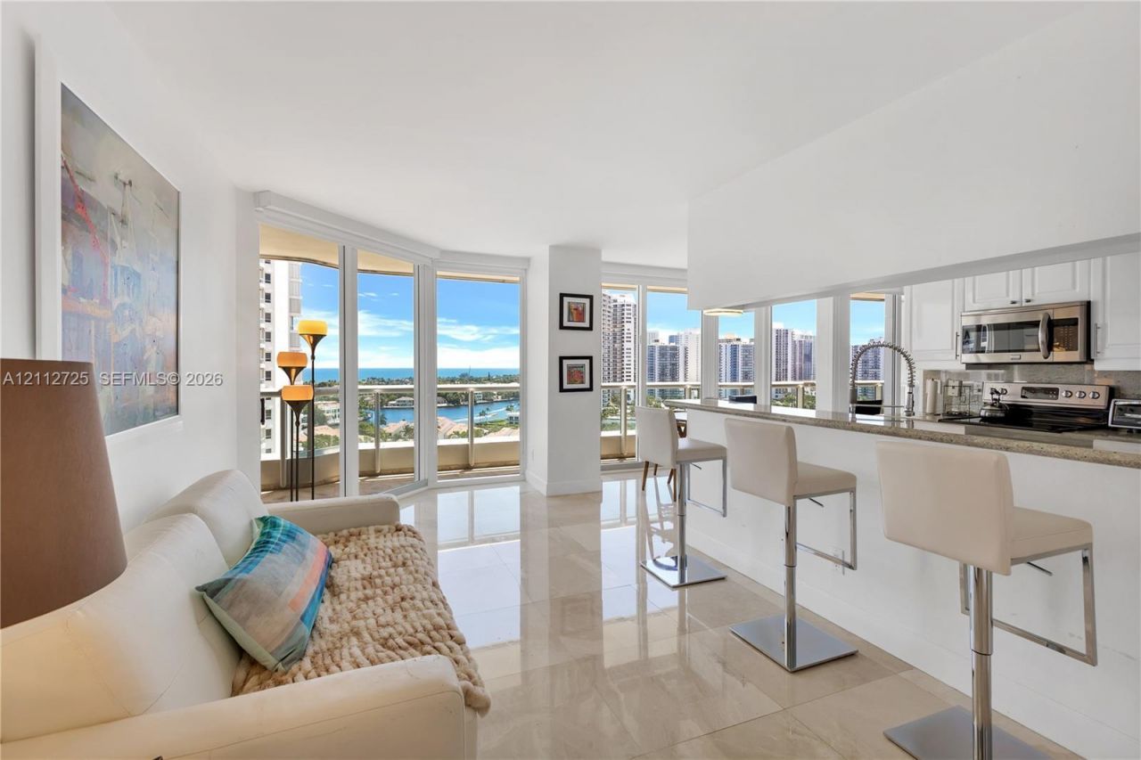21055 Yacht Club Dr , Unit 1501, Aventura, FL 33180 Photo