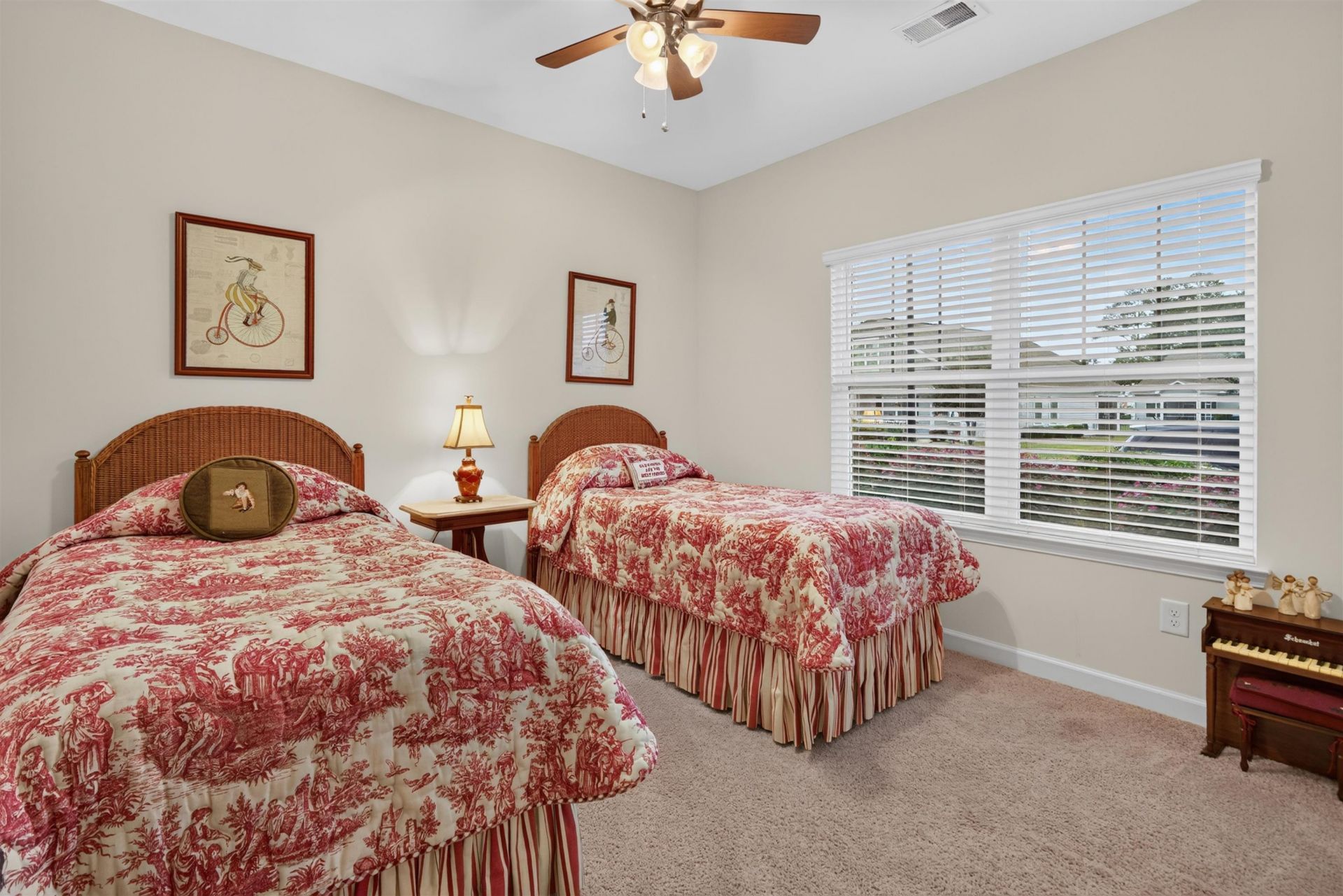 812 Yauhannah Dr. Photo 33