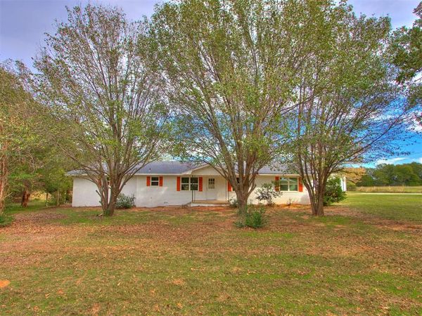 1001 Mitchell Road, Tecumseh, OK 74873
