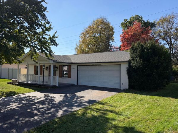 3753 Big Walnut Drive , Groveport, OH 43125