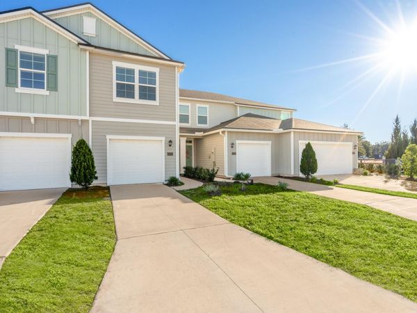 119 Redbud Rd, Palm Coast, FL 32137