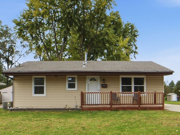 3728 SE 10th Street , Des Moines, IA 50315