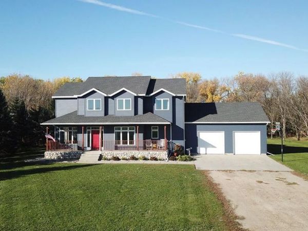 7589 40 Street N, Moorhead, MN 56560