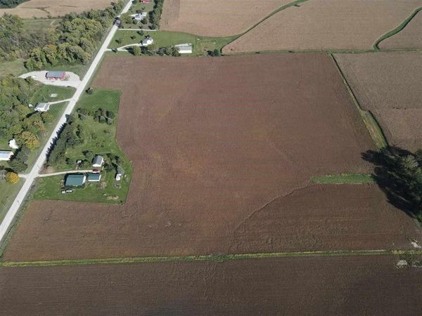 210th Street NE, Solon, IA 52333