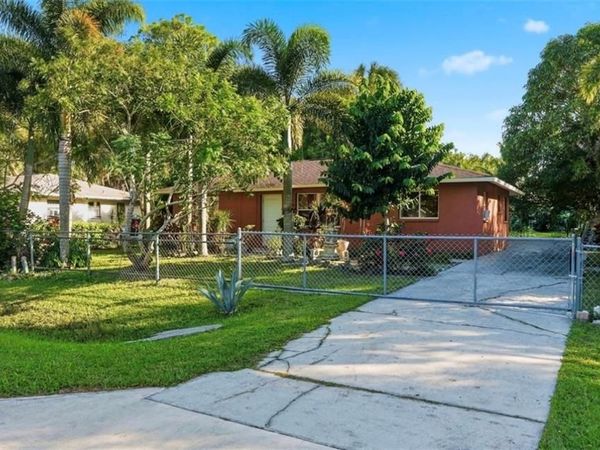 5119 Bass RD, IMMOKALEE, FL 34142