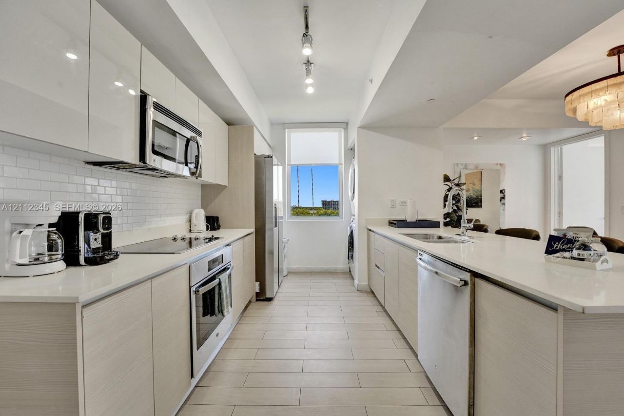 2600 E Hallandale Beach Blvd , Unit T702, Hallandale Beach, FL 33009 Photo