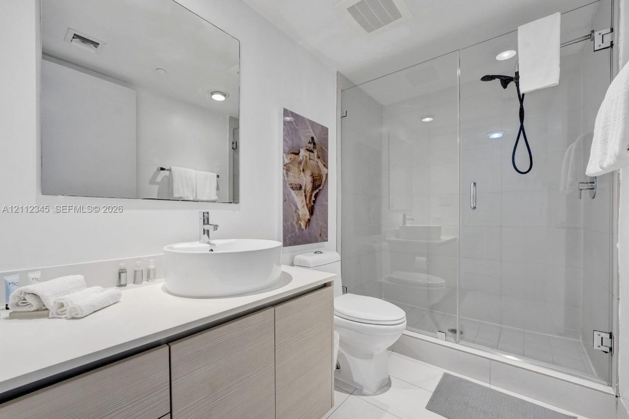 2600 E Hallandale Beach Blvd , Unit T702, Hallandale Beach, FL 33009 Photo