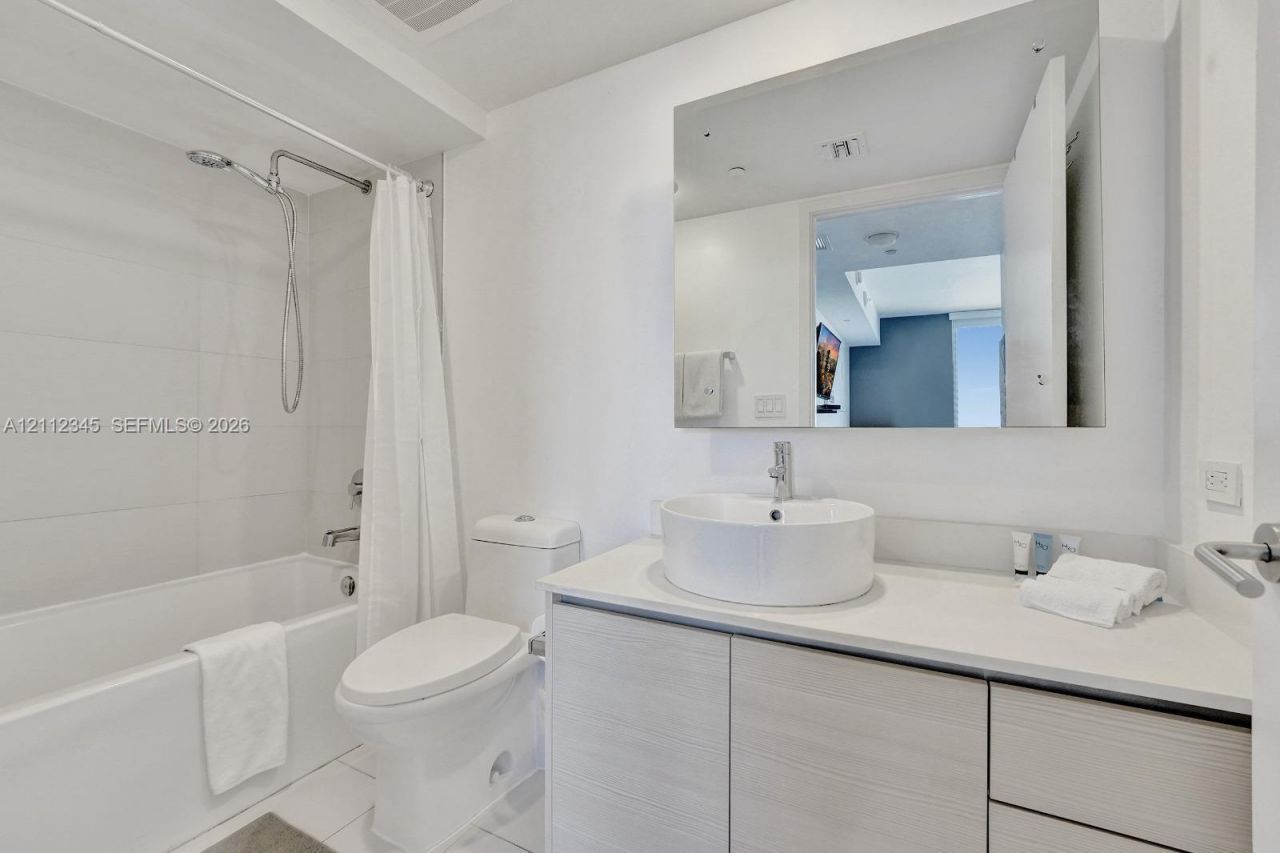 2600 E Hallandale Beach Blvd , Unit T702, Hallandale Beach, FL 33009 Photo