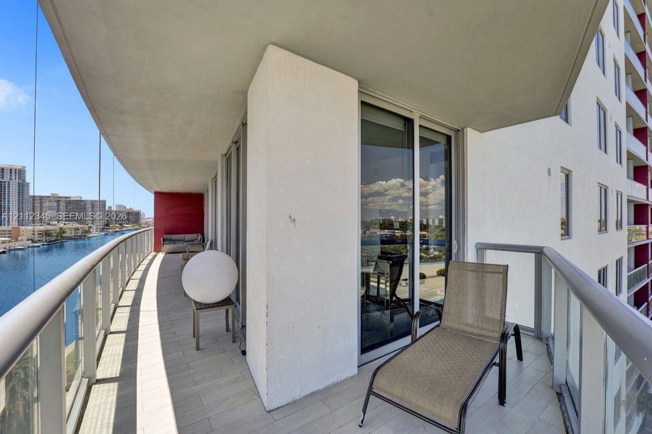 2600 E Hallandale Beach Blvd , Unit T702, Hallandale Beach, FL 33009 Photo