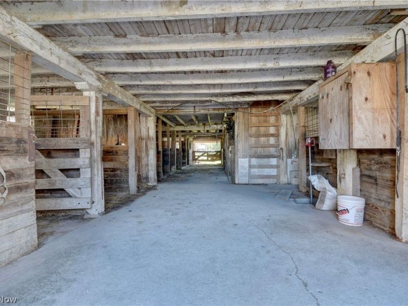 9291 N Girdle Rd , Middlefield, OH 44062 Photo 25