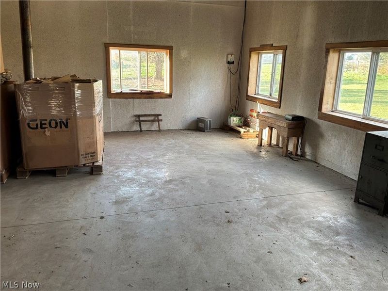 9291 N Girdle Rd , Middlefield, OH 44062 Photo 15