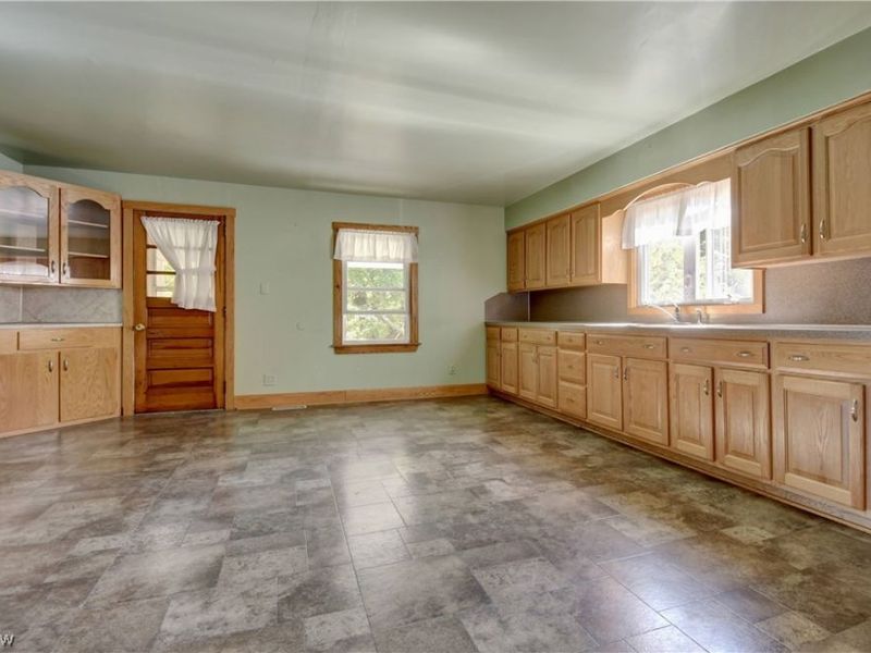 9291 N Girdle Rd , Middlefield, OH 44062 Photo 23