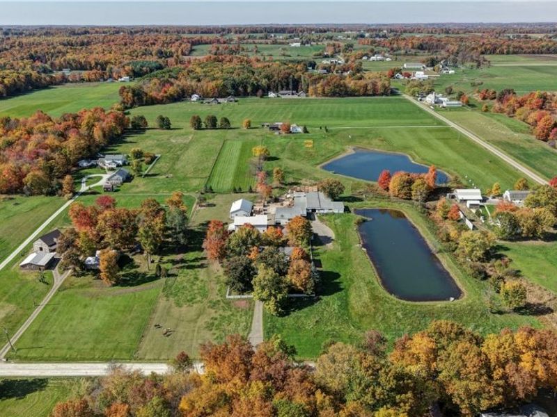 9291 N Girdle Rd , Middlefield, OH 44062 Photo 7
