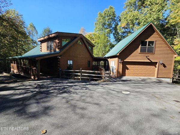4547 Whetstone Rd, Sevierville, TN 37862