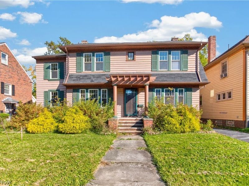 2561 S Taylor Road, Cleveland Heights, OH 44118 Photo 1