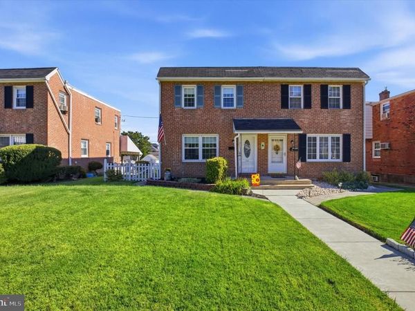 712 BUTTONWOOD STREET , NORRISTOWN, PA 19401