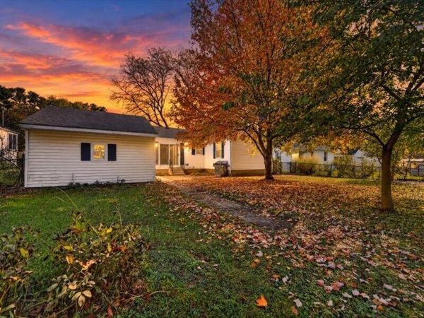 3516 Harding Road, Jackson, MI 49203
