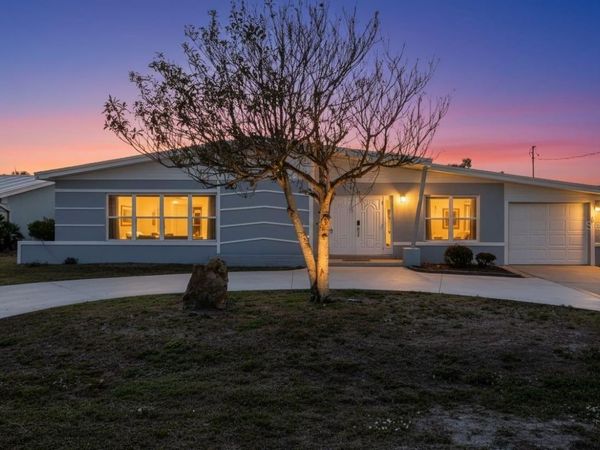115 LELAND STREET SE, PORT CHARLOTTE, FL 33952