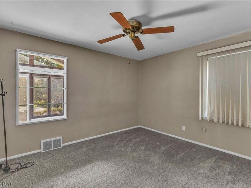 14700 James Avenue, Maple Heights, OH 44137 Photo 17