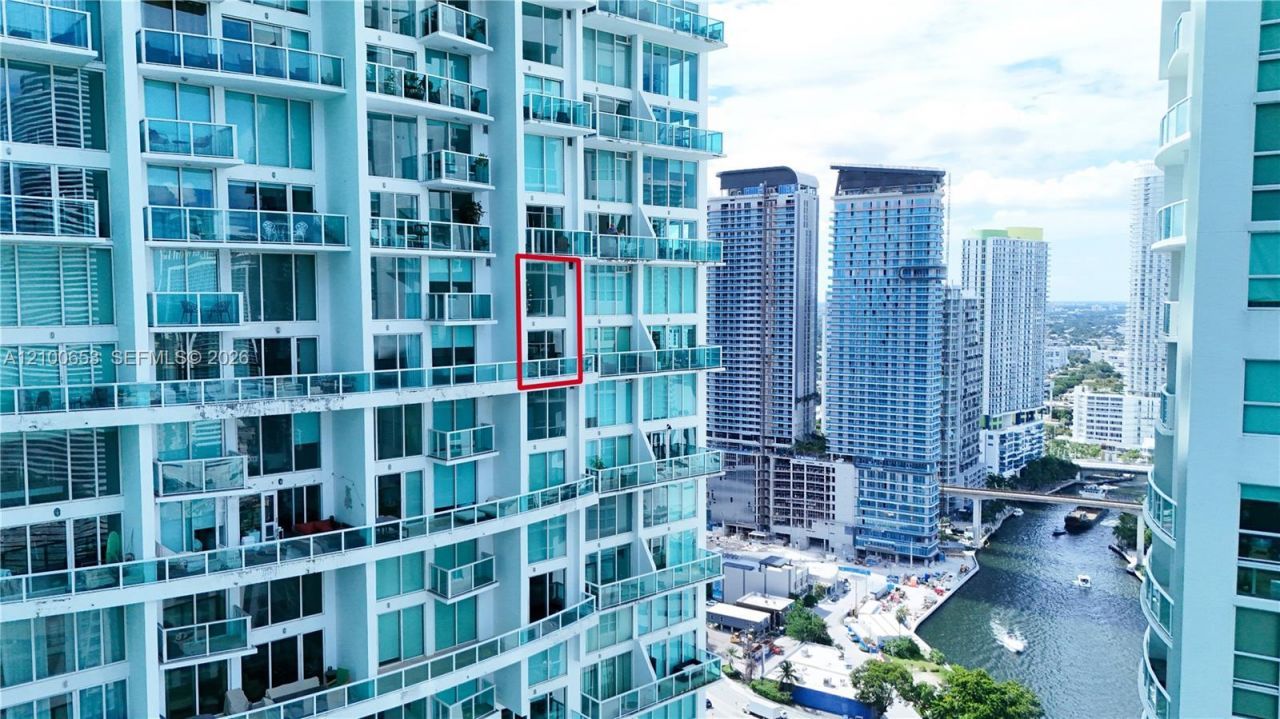 41 SE 5th St , Unit 2011, Miami, FL 33131 Photo