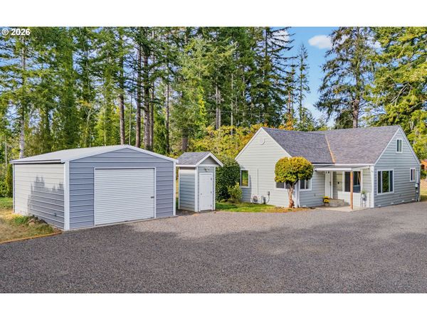 5609 CANARY RD, Florence, OR 97439