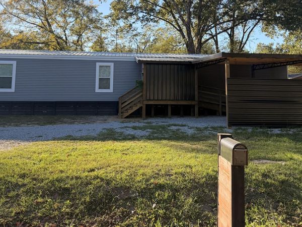 2233 W Ridge Road, Byram, MS 39272