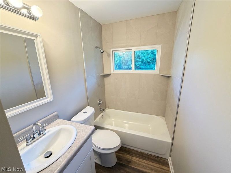331 Rosemont Avenue, Unit 1, Austintown, OH 44515 Photo 8