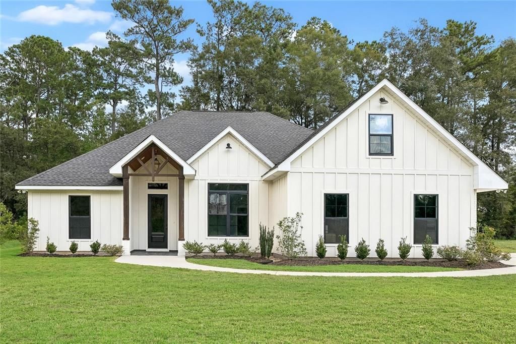 43448 SPRINGWOOD Way  Hammond, LA 
