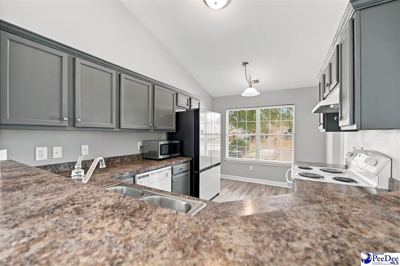 2133 Harbour Lane Photo 15