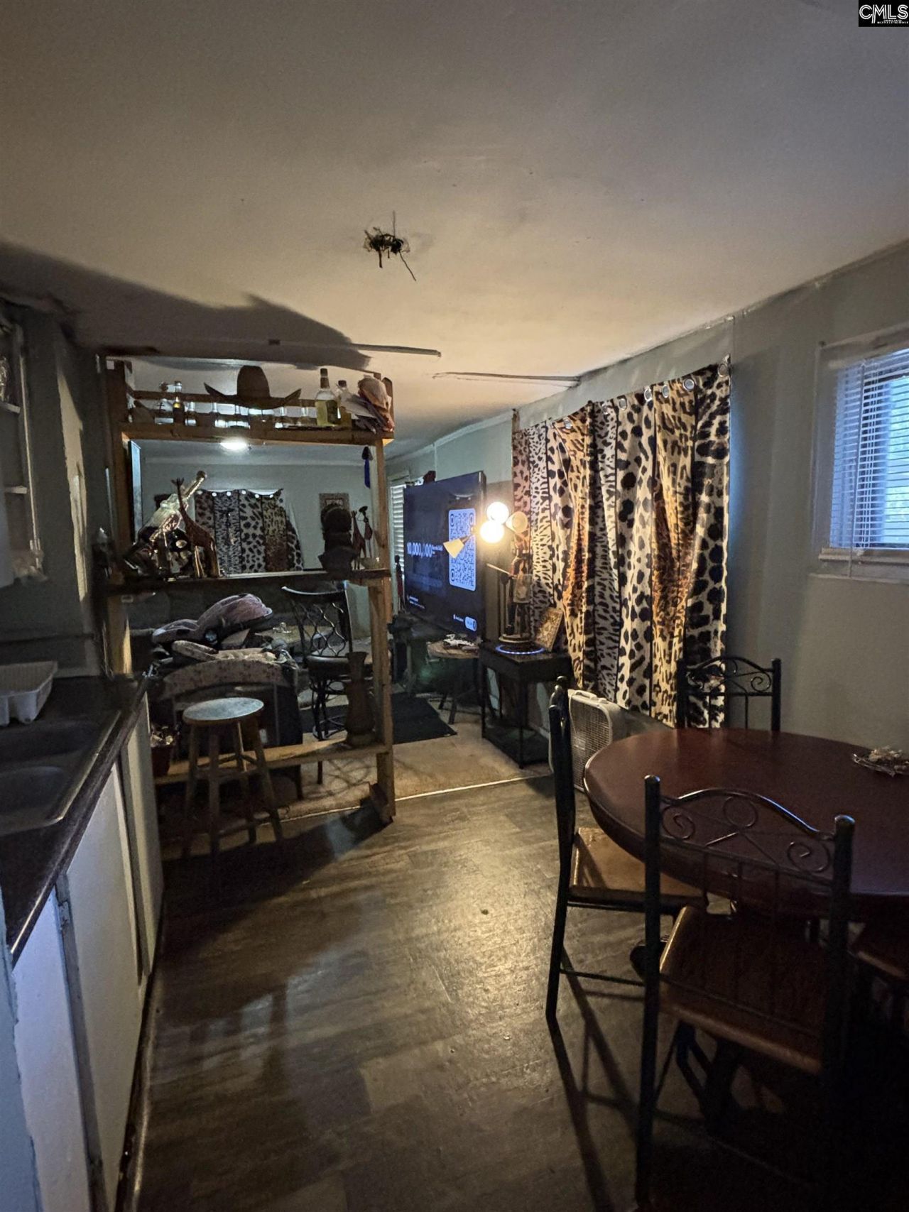 3621 Judy Street  Photo 6