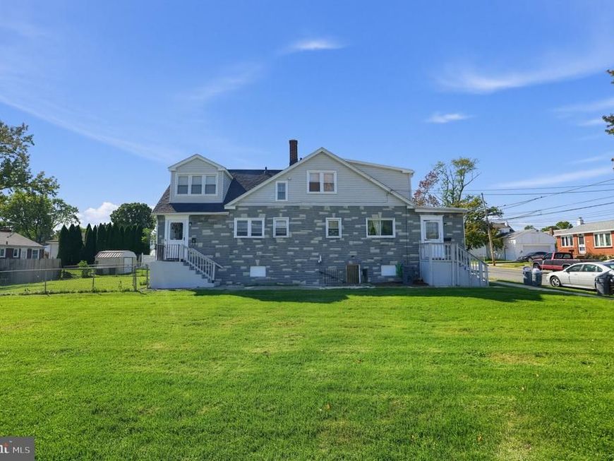 438 Broomall Street, Folsom, PA 19033 Main Photo