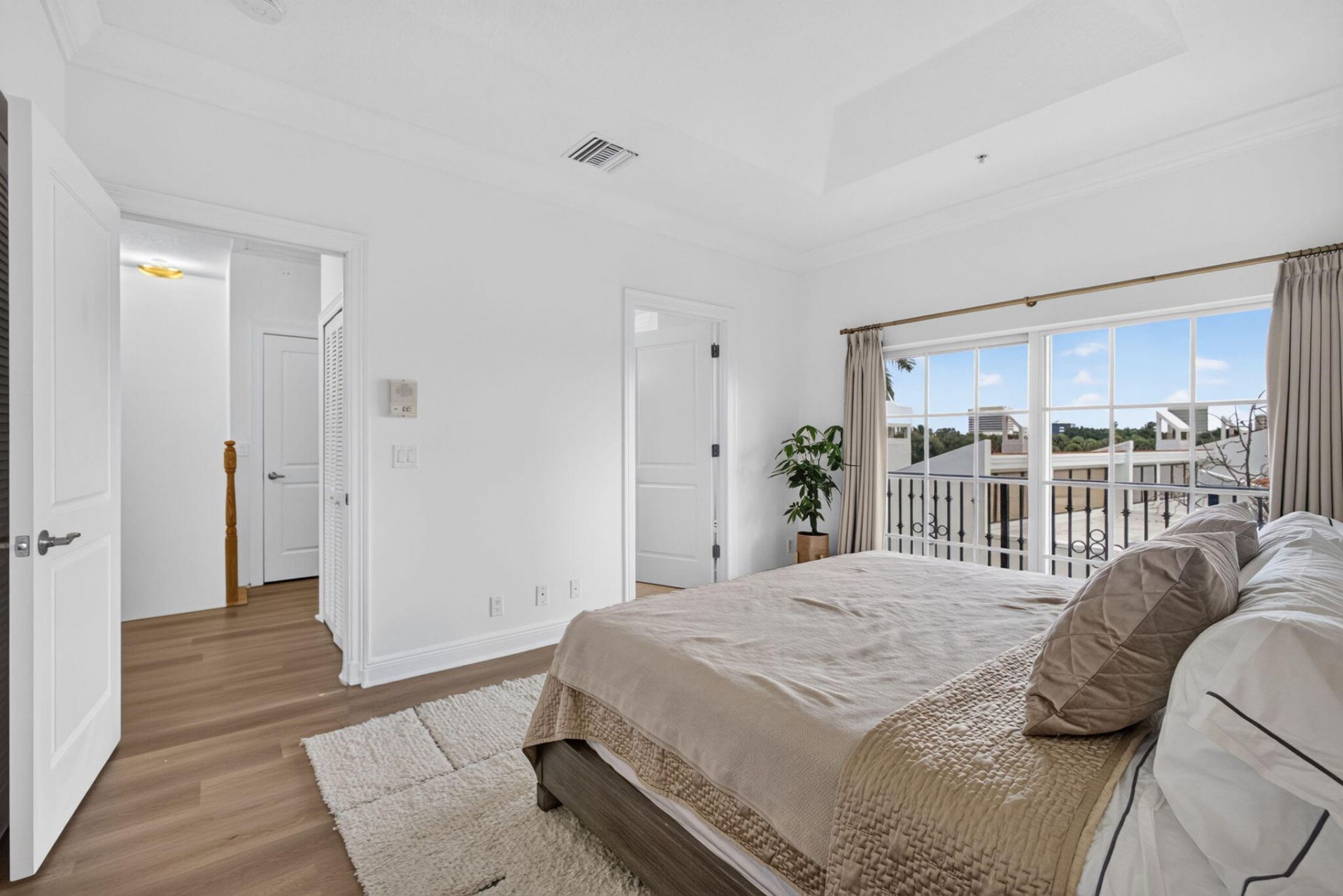 1950 Presidential Way, Unit 10, West Palm Beach, FL 33401 Photo