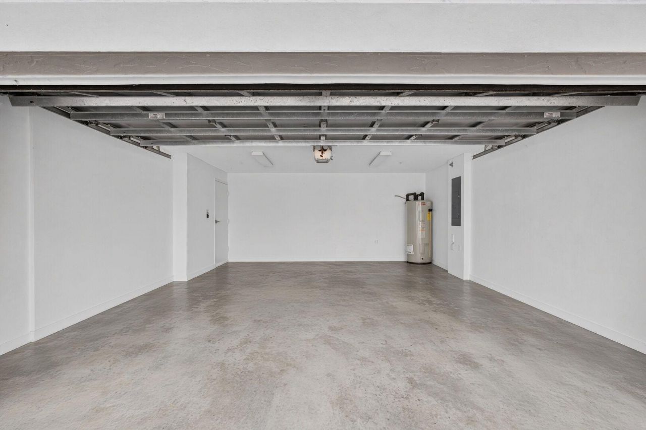 1950 Presidential Way, Unit 10, West Palm Beach, FL 33401 Photo