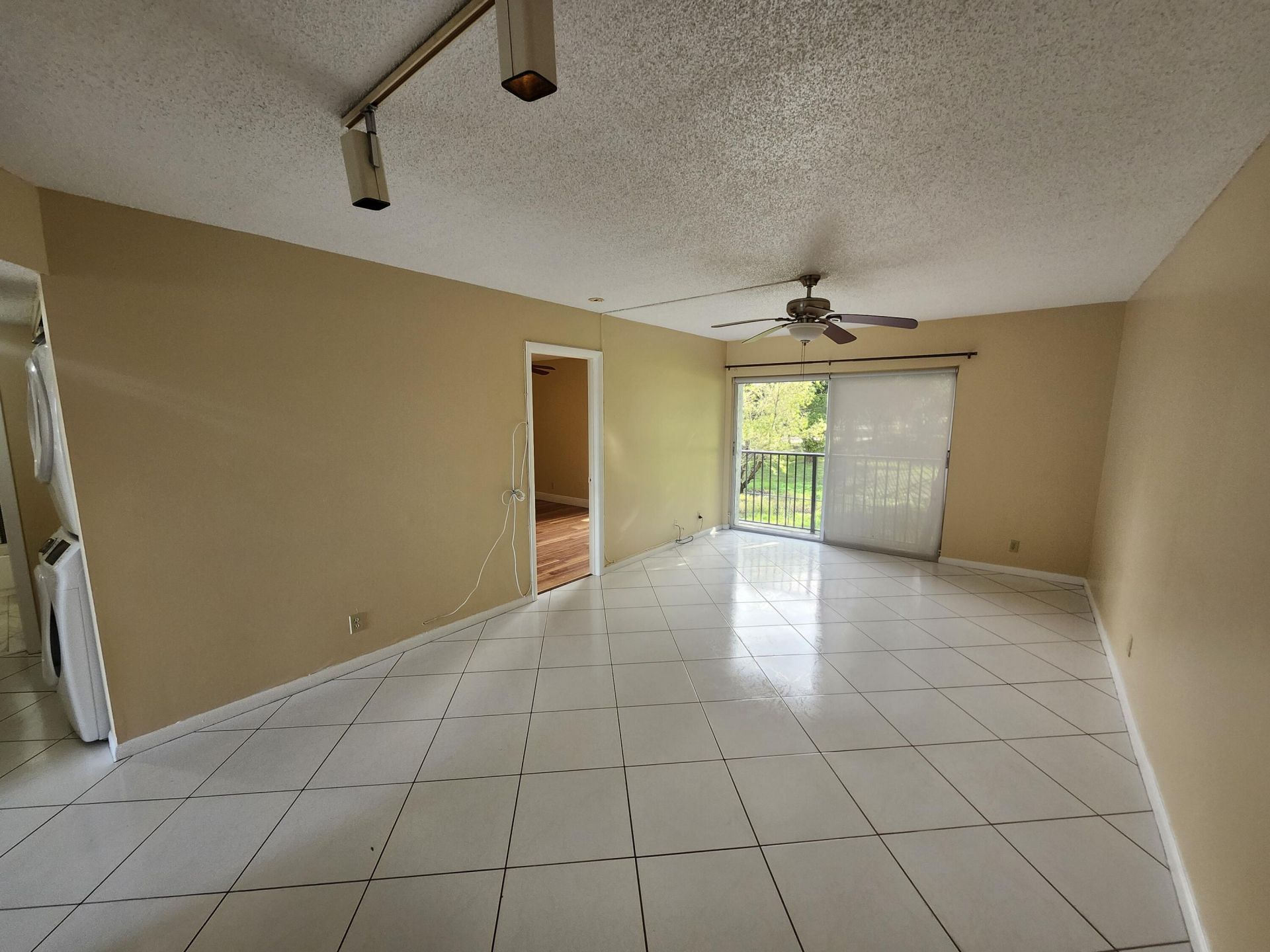 8540 N Sherman Circle, Unit 201, Miramar, FL 33025 Photo
