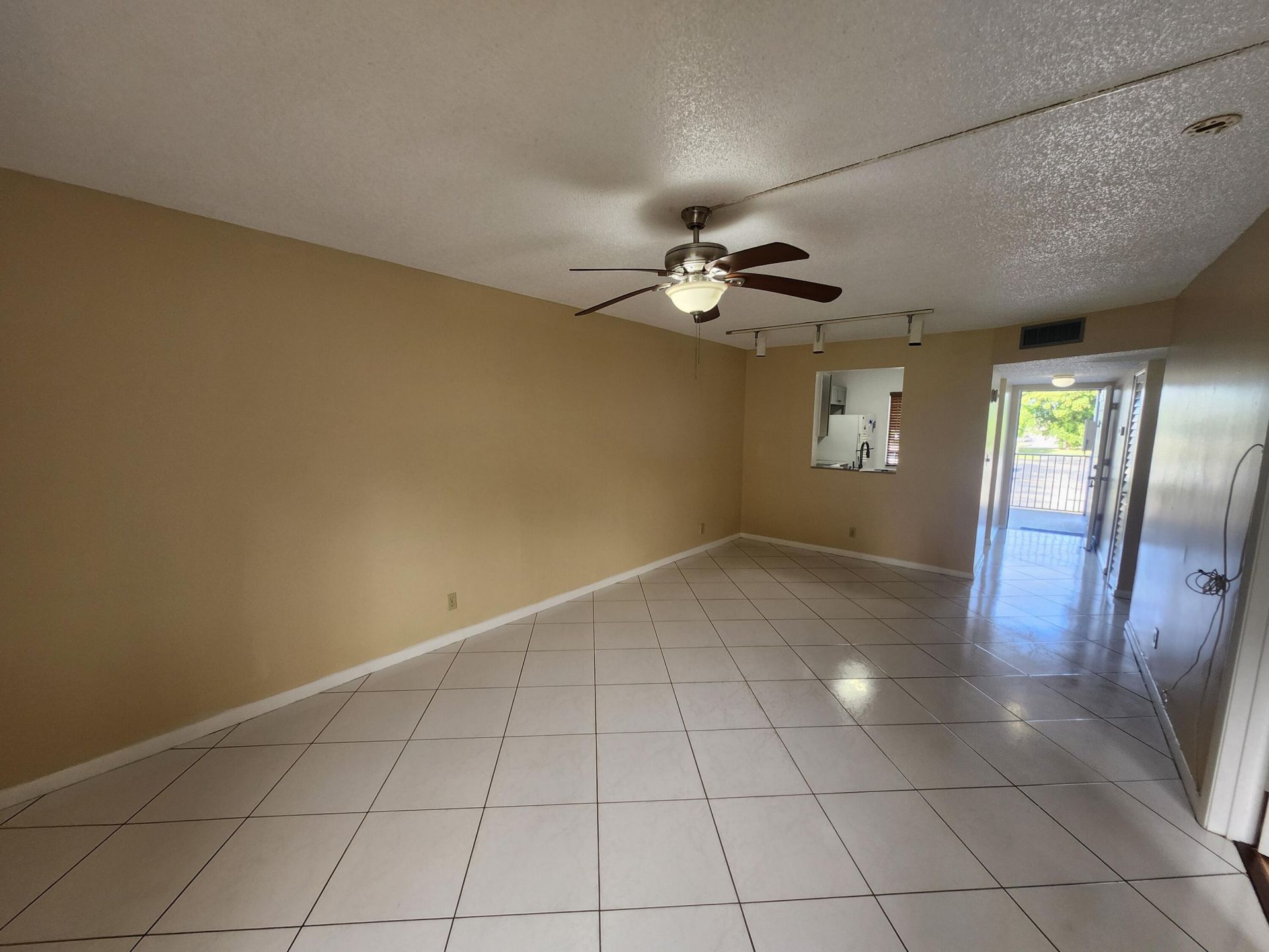 8540 N Sherman Circle, Unit 201, Miramar, FL 33025 Photo