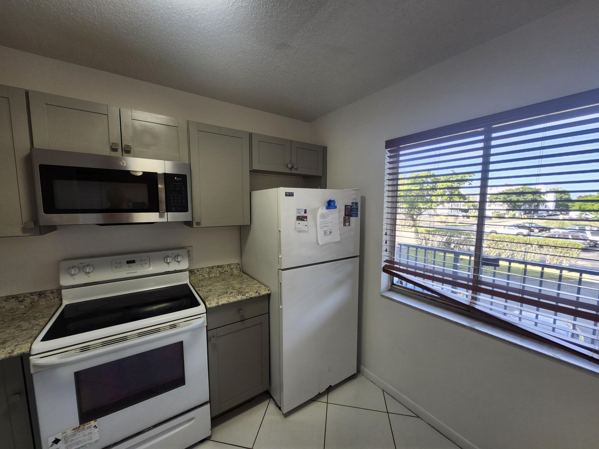 8540 N Sherman Circle, Unit 201, Miramar, FL 33025 Photo