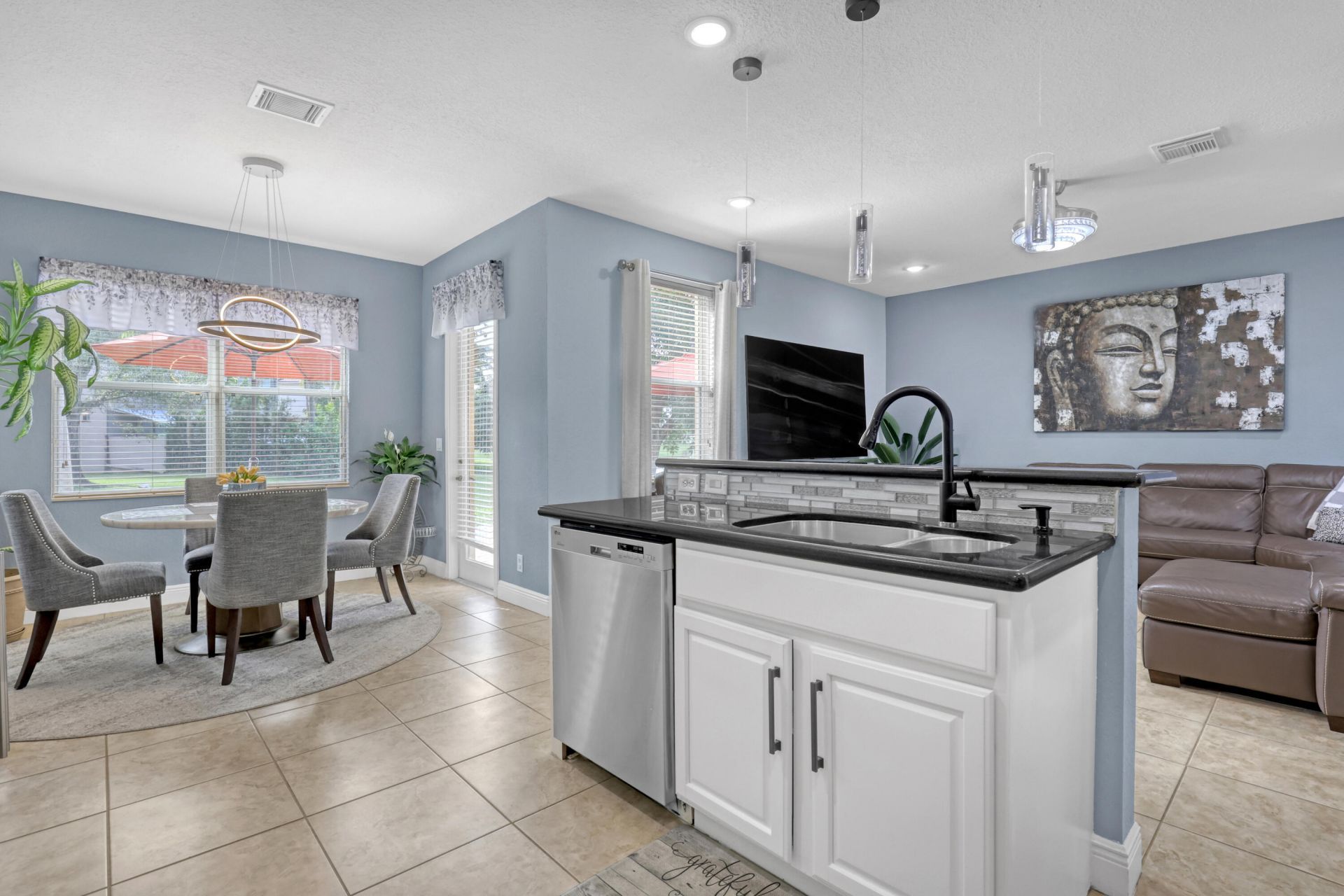 762 Gazetta Way, West Palm Beach, FL 33413 Photo