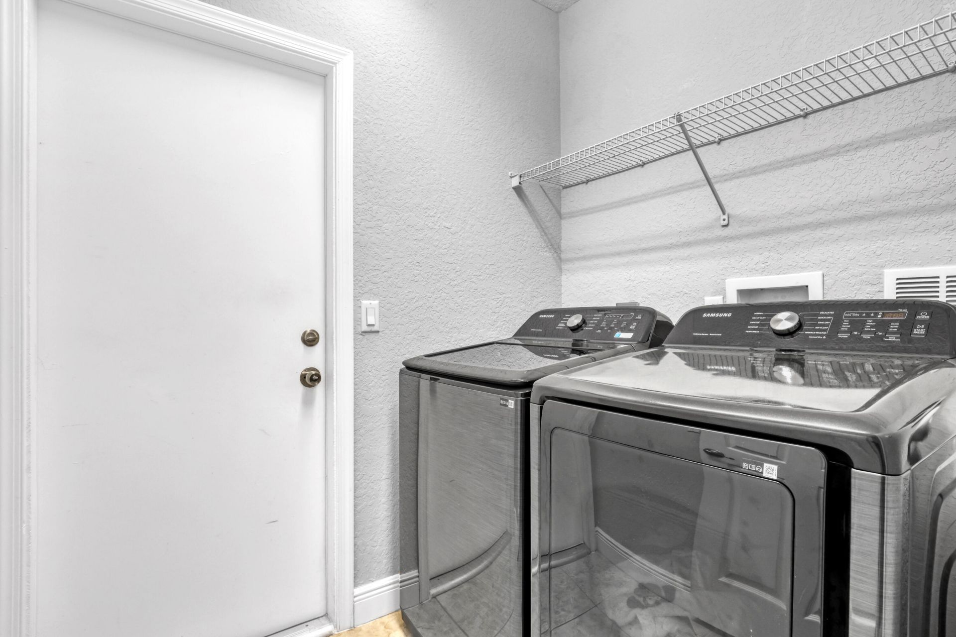 762 Gazetta Way, West Palm Beach, FL 33413 Photo