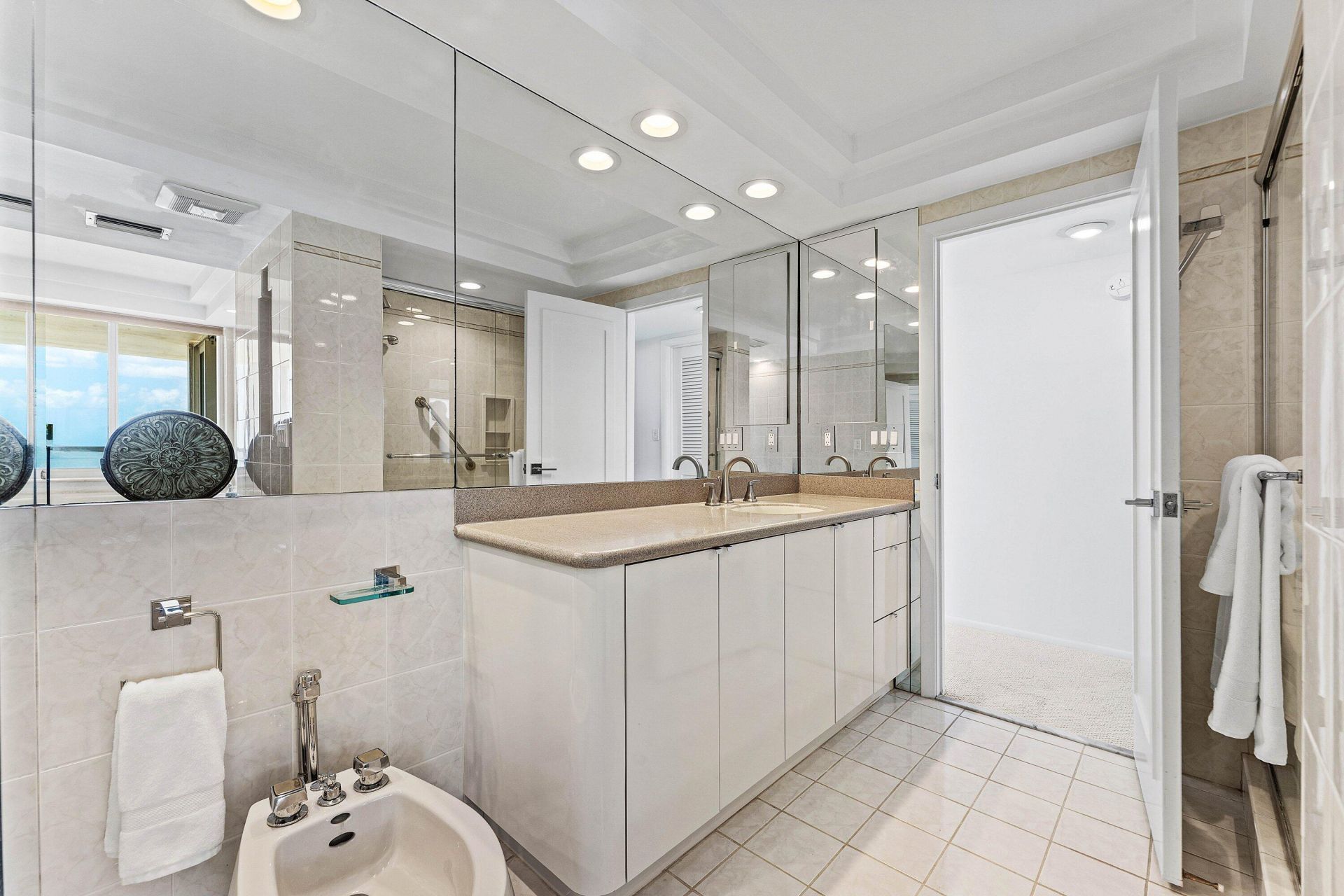 2000 S Ocean Boulevard, Unit 6A, Boca Raton, FL 33432 Photo