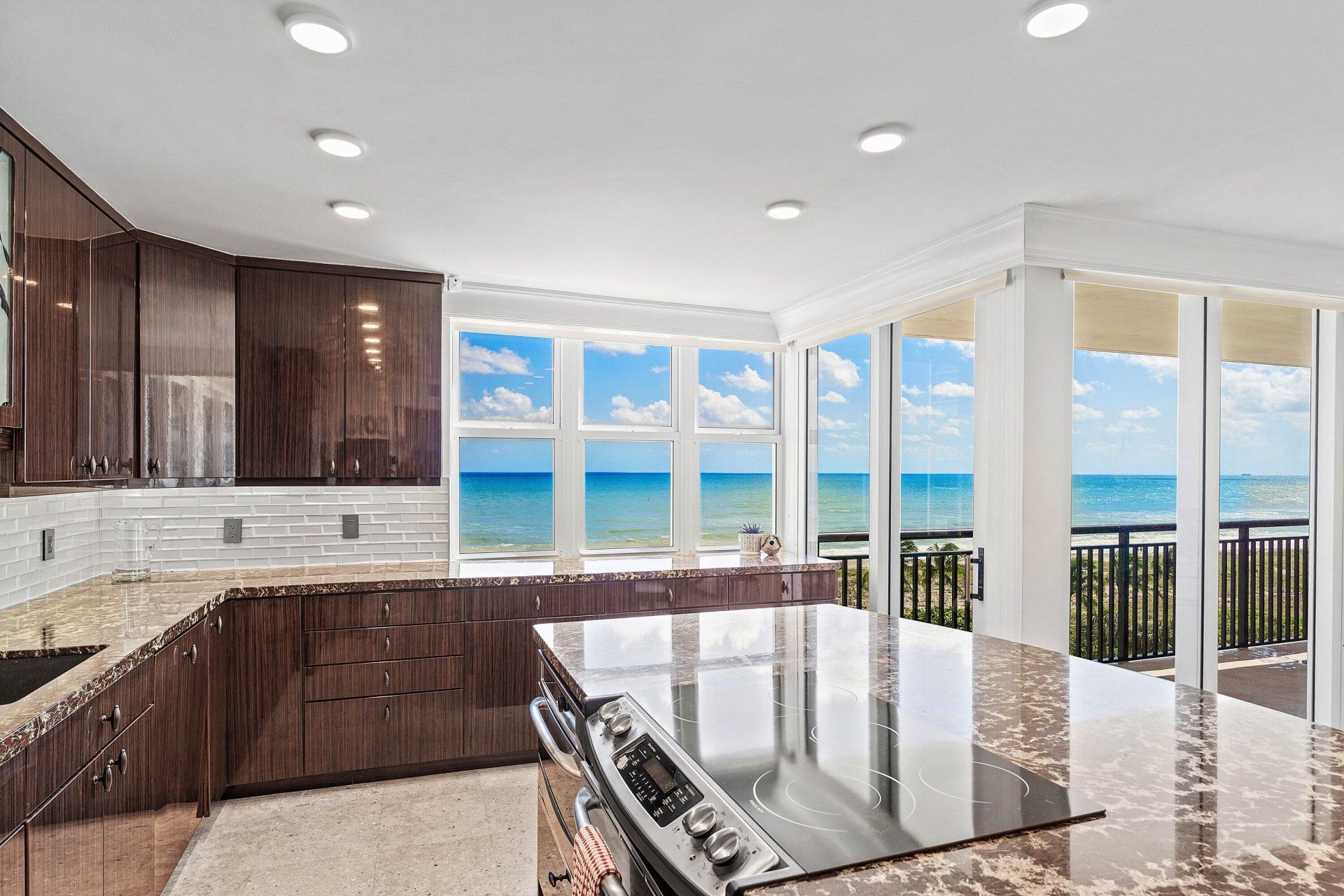2000 S Ocean Boulevard, Unit 6A, Boca Raton, FL 33432 Photo
