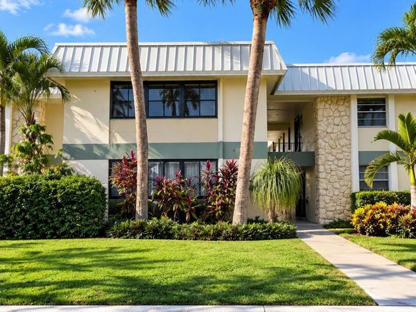 2302 SUNRISE, Unit 202, Fort Pierce, FL 34982